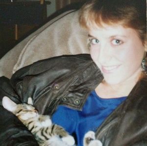 Meet your Posher, Cindy